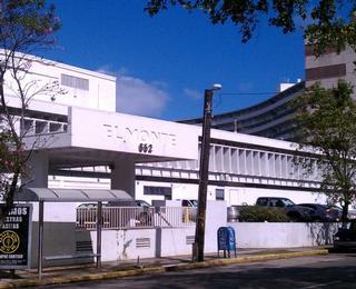 Vista de El Monte Mall, en la Avenida Muñoz Rivera, Hato Rey